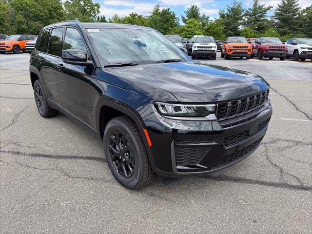 2026 Jeep Grand Cherokee GRAND CHEROKEE LAREDO ALTITUDE 4X4