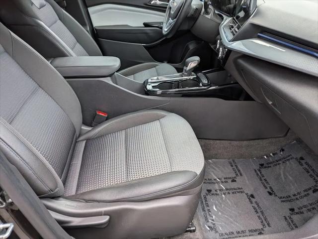 2025 Chevrolet Trax FWD LT