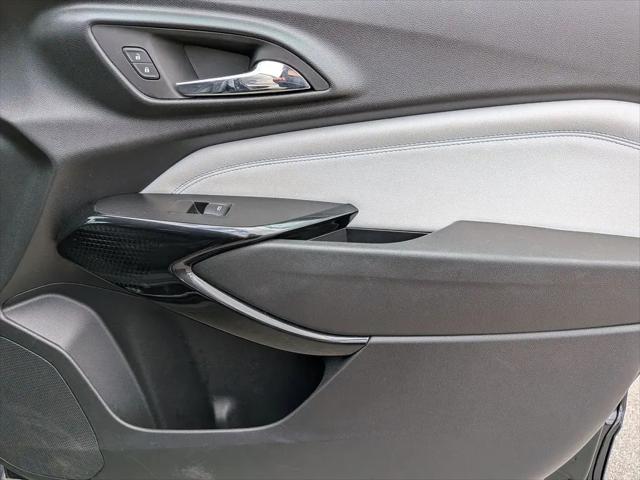 2025 Chevrolet Trax FWD LT