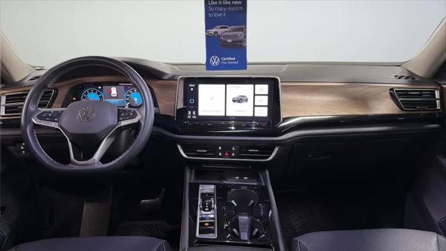 2024 Volkswagen Atlas 2.0T SE w/Technology