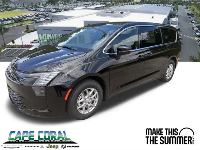 2027 Chrysler Pacifica Select for sale in Cape Coral, FL