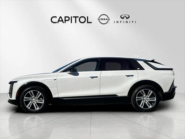2024 Cadillac iQ Tech w/1SA