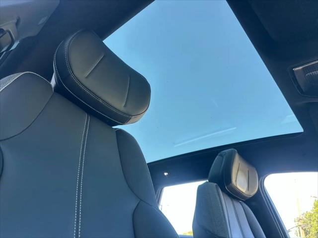 2024 Cadillac iQ Tech w/1SA