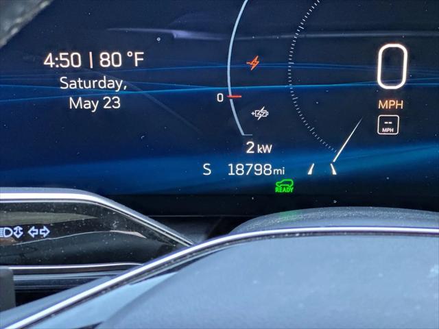 2024 Cadillac iQ Tech w/1SA