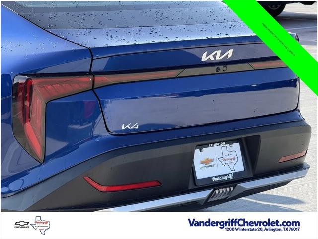2025 Kia K4 LXS
