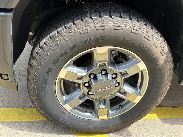 2026 GMC Sierra 2500HD Crew Cab, Standard Bed, SLT, 4WD