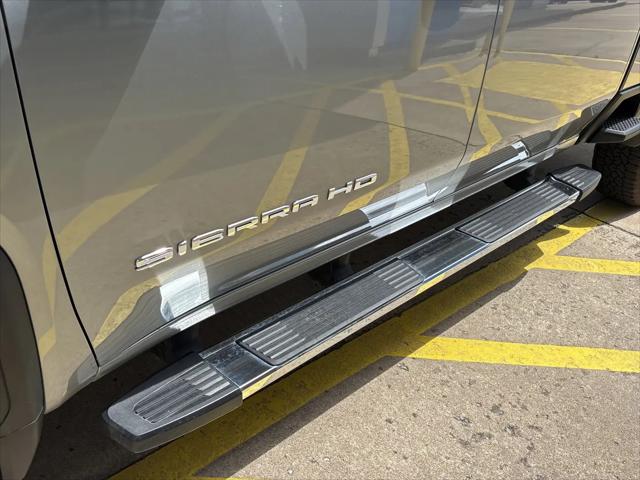 2026 GMC Sierra 2500HD Crew Cab, Standard Bed, SLT, 4WD