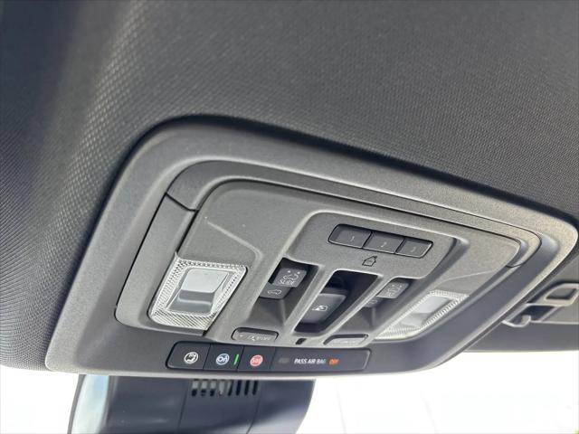 2026 GMC Sierra 2500HD Crew Cab, Standard Bed, SLT, 4WD