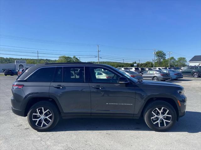 2025 Jeep Grand Cherokee Limited 4x4