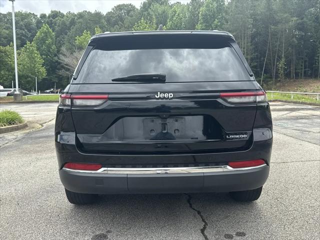 2023 Jeep Grand Cherokee Laredo 4x2
