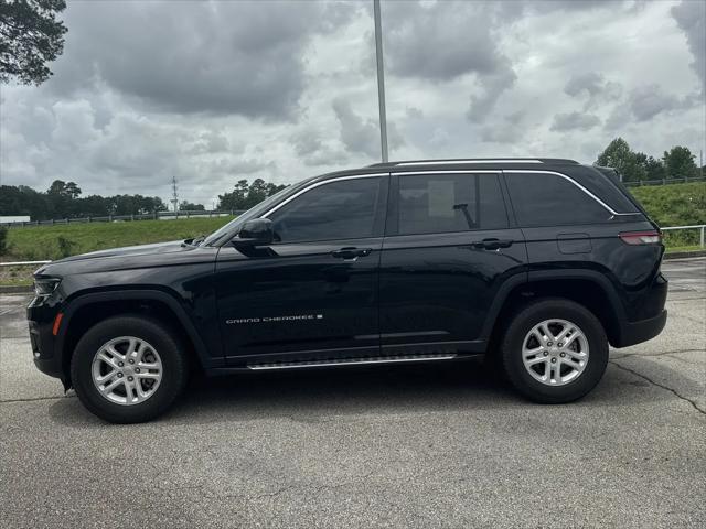 2023 Jeep Grand Cherokee Laredo 4x2
