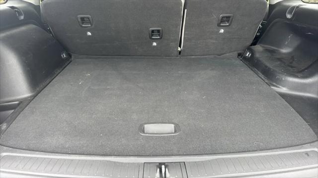 2023 Jeep Grand Cherokee Laredo 4x2