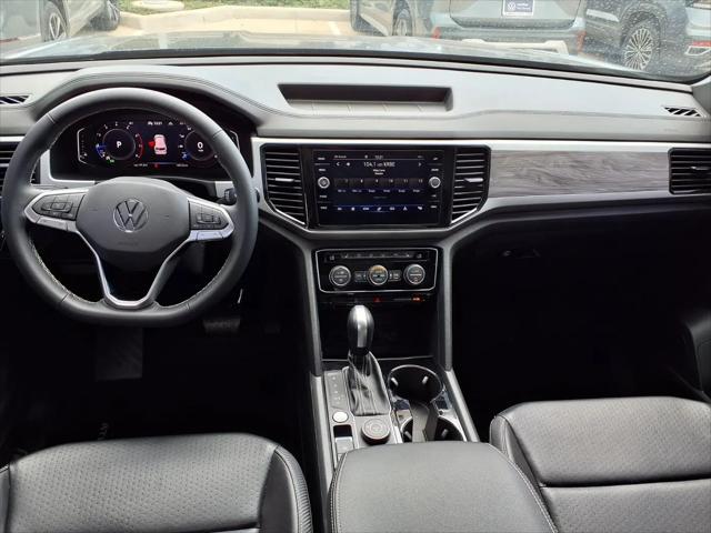2022 Volkswagen Atlas Cross Sport 3.6L V6 SE w/Technology