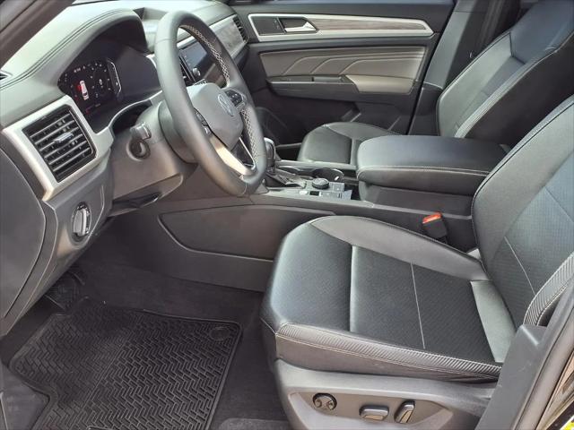 2022 Volkswagen Atlas Cross Sport 3.6L V6 SE w/Technology