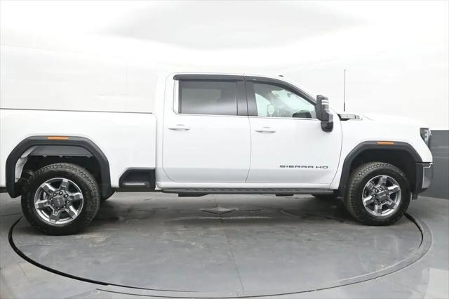 2025 GMC Sierra 2500HD 4WD Crew Cab Standard Bed SLE