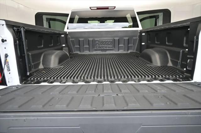 2025 GMC Sierra 2500HD 4WD Crew Cab Standard Bed SLE
