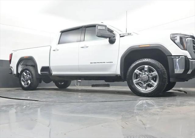 2025 GMC Sierra 2500HD 4WD Crew Cab Standard Bed SLE