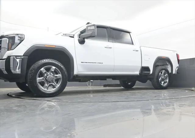 2025 GMC Sierra 2500HD 4WD Crew Cab Standard Bed SLE
