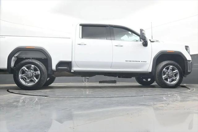2025 GMC Sierra 2500HD 4WD Crew Cab Standard Bed SLE