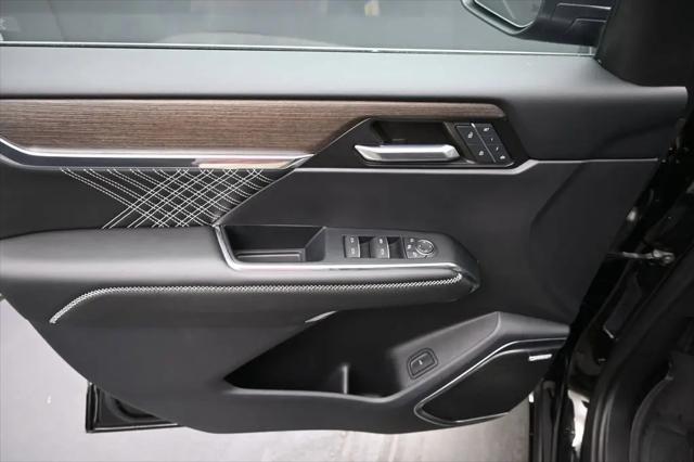 2024 GMC Acadia FWD Denali