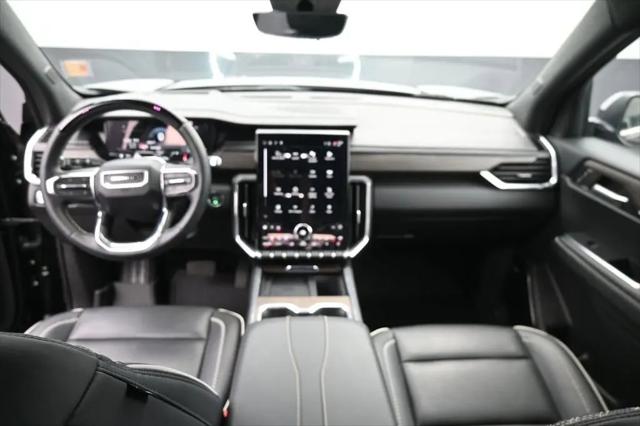 2024 GMC Acadia FWD Denali