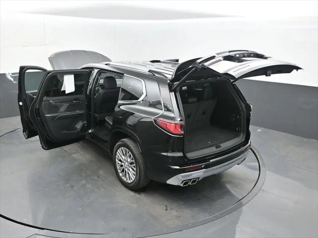 2024 GMC Acadia FWD Denali