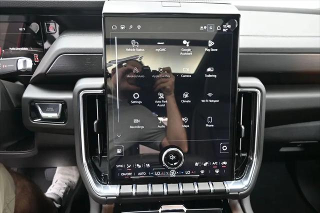 2026 GMC Yukon 4WD Denali