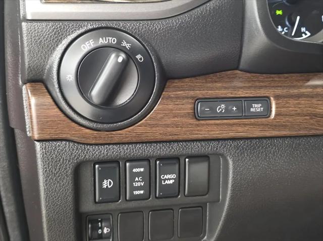 2017 Nissan Titan Platinum Reserve