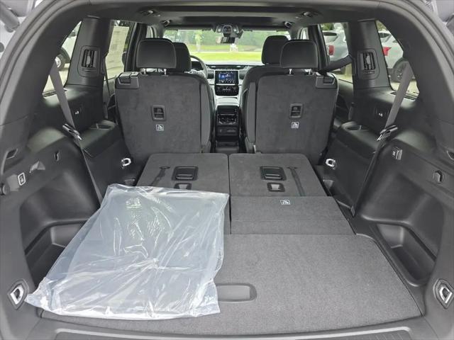 2026 Jeep Grand Cherokee L Altitude 4x2