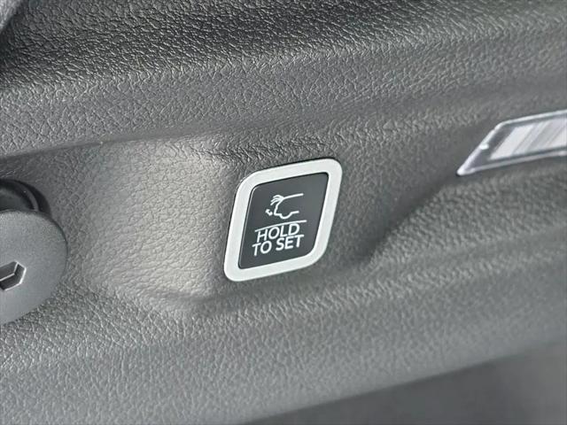 2026 Jeep Grand Cherokee L Altitude 4x2
