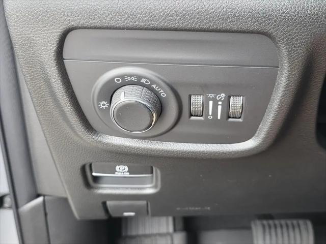 2026 Jeep Grand Cherokee L Altitude 4x2