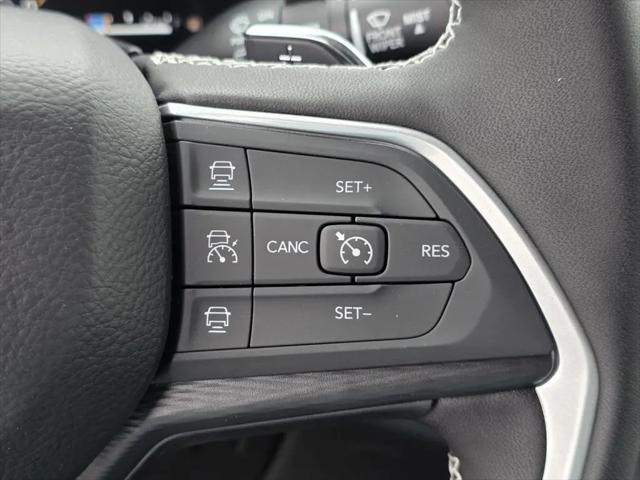 2026 Jeep Grand Cherokee L Altitude 4x2