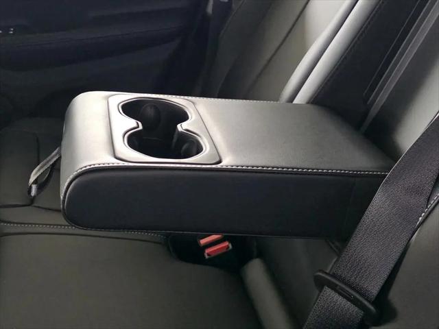 2026 Jeep Grand Cherokee Limited 4x2