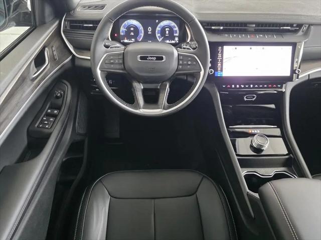 2026 Jeep Grand Cherokee Limited 4x2