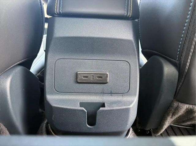 2025 Ford Maverick Lobo Standard