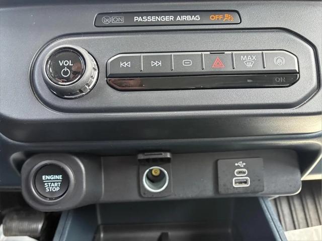 2025 Ford Maverick Lobo Standard