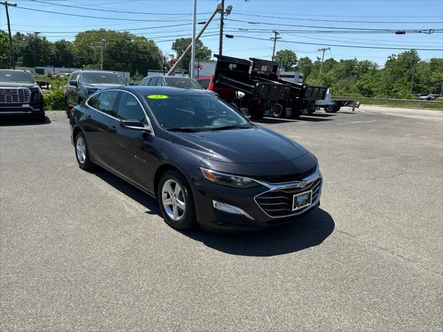 2022 Chevrolet Malibu FWD 1FL
