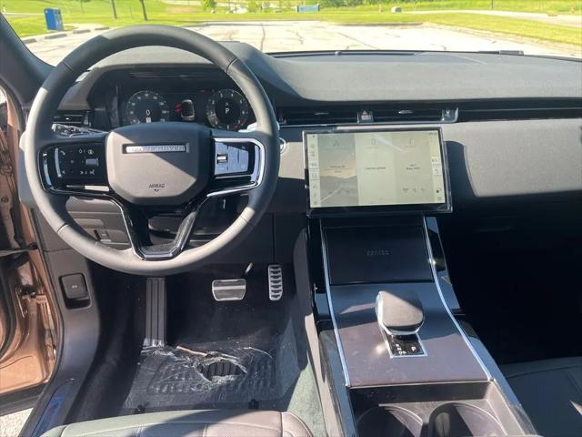 2026 Land Rover Range Rover Evoque Hoxton Edition