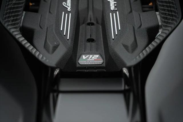 2024 Lamborghini Revuelto Revuelto
