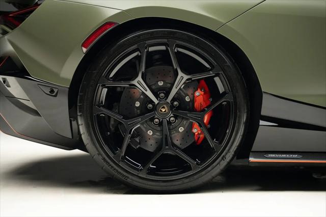 2024 Lamborghini Revuelto Revuelto