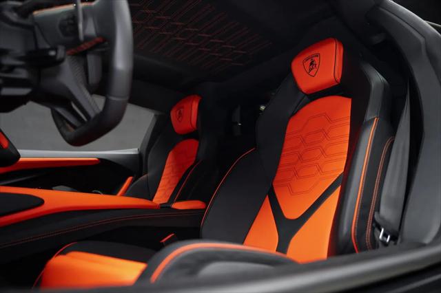 2024 Lamborghini Revuelto Revuelto