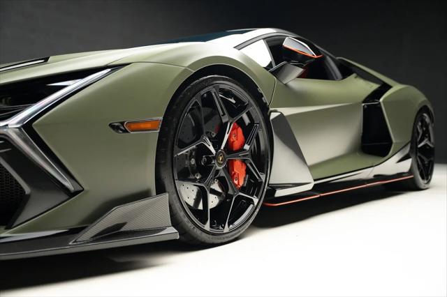 2024 Lamborghini Revuelto Revuelto