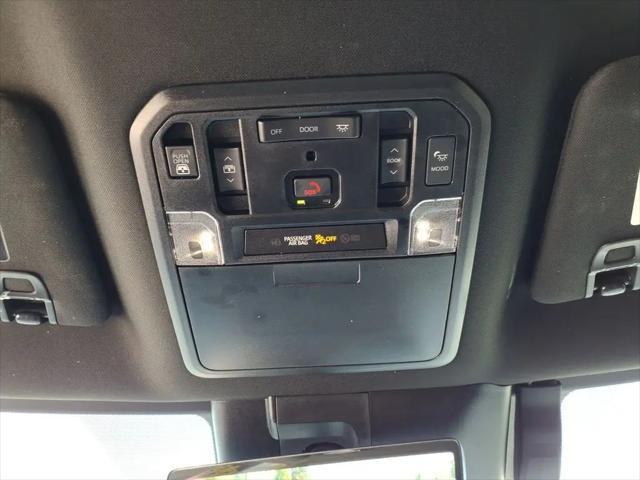 2026 Toyota Tundra Platinum Hybrid CrewMax 5.5' Bed