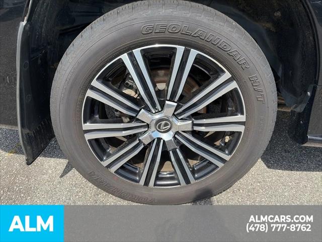 2018 Lexus LX 570 Three-Row