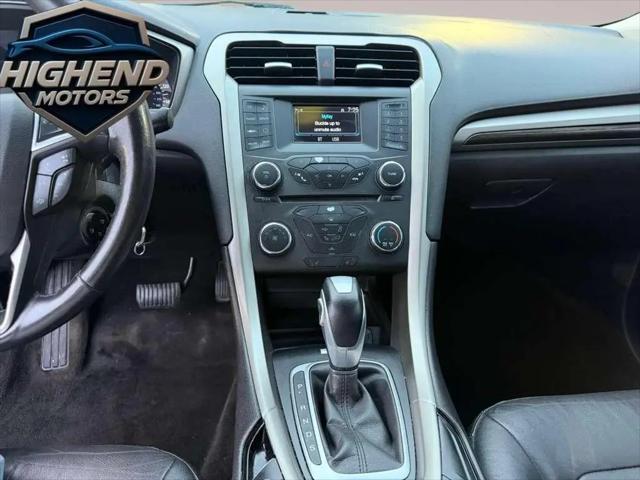 2016 Ford Fusion SE