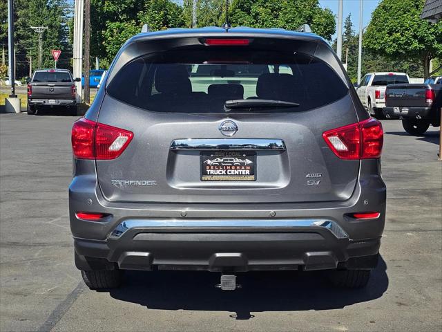 2018 Nissan Pathfinder SV