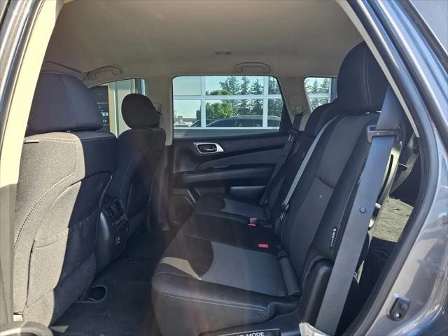 2018 Nissan Pathfinder SV