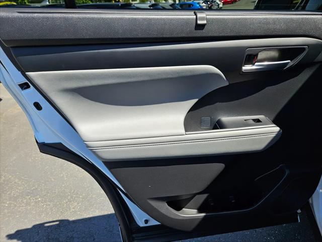 2024 Toyota Highlander XLE