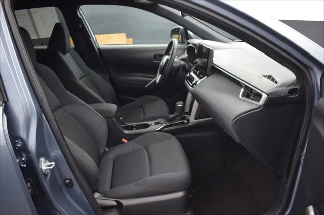 2024 Toyota Corolla Cross Hybrid SE