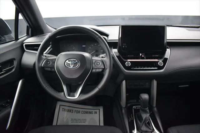 2024 Toyota Corolla Cross Hybrid SE
